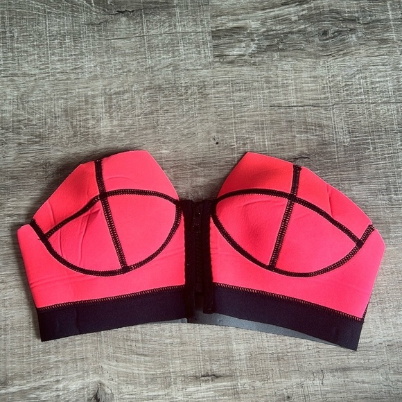 N.L.P. Womens Strapless Neoprene Zip Front Bikini Top - Picture 2 of 6